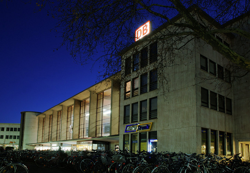 Datei:Hbf HD 3.jpg