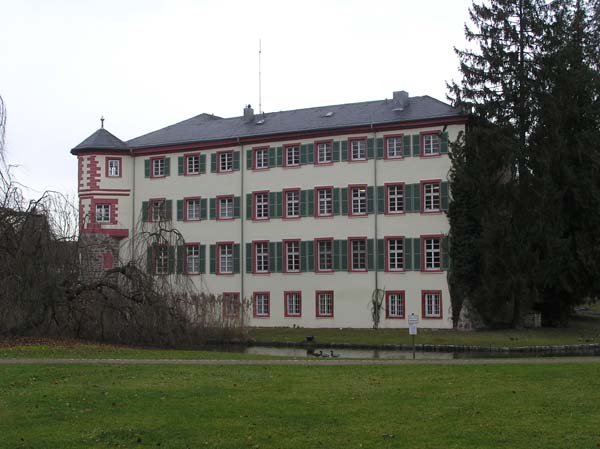Datei:Eichtersheim schloss01.jpg