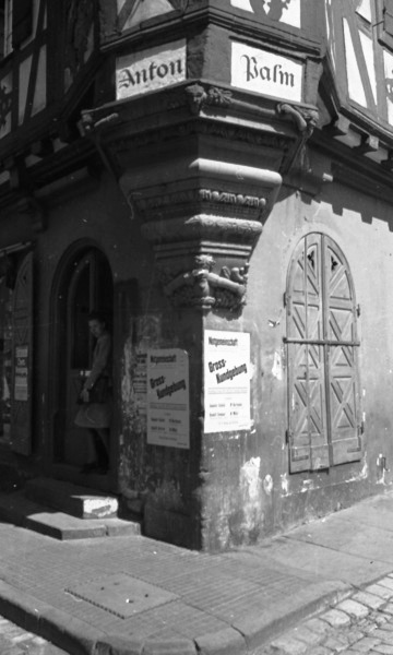 Datei:Palmsches Haus Mosbach historisch Detail.jpg