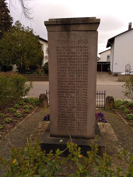 Datei:Gefallenendenkmal Mörlheim 4.jpg