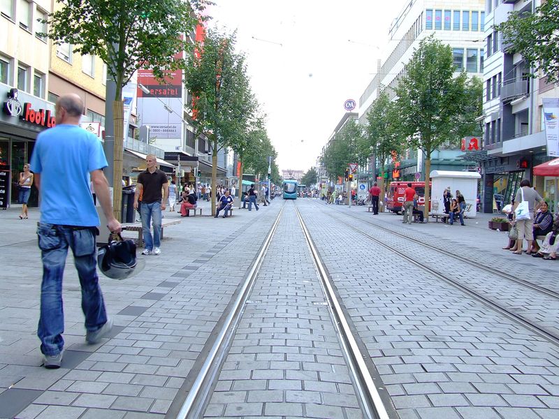 Datei:Mannheim F1Q1 Richtung Schloss 1.jpg