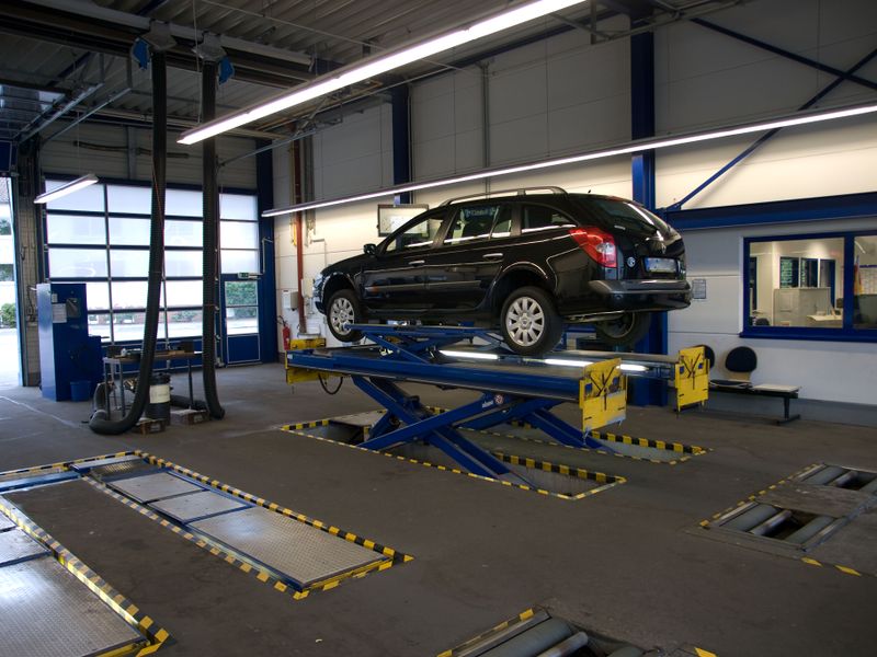 Datei:Heidelberg Wieblingen TÜV SÜD-3.jpg