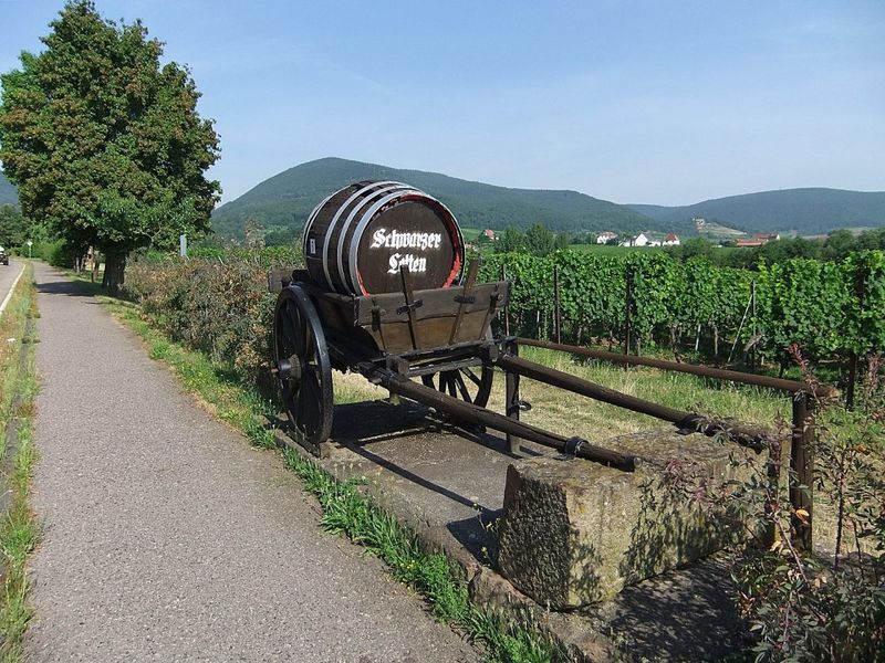 Datei:Weinlehrpfad Edenkoben 17.JPG