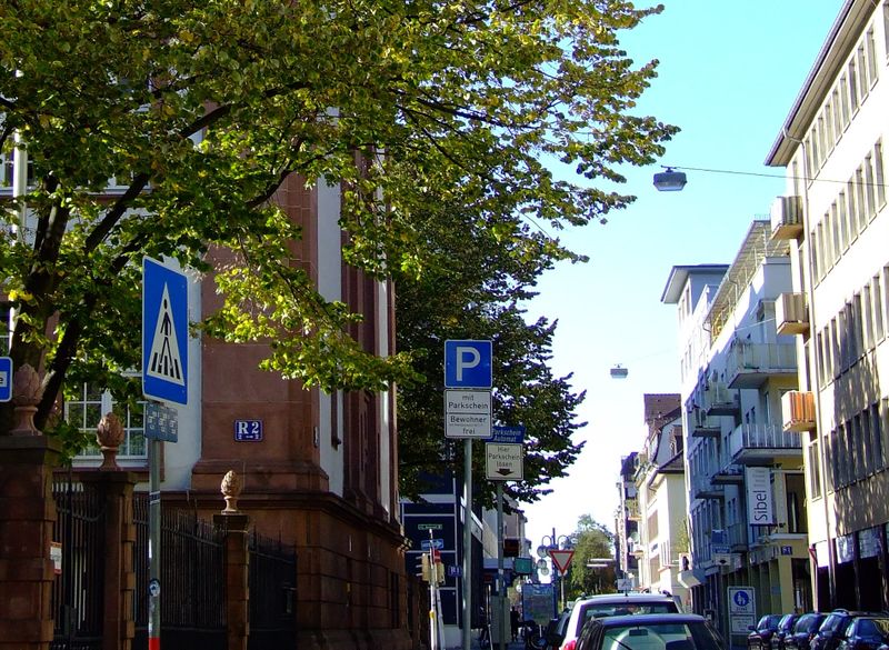 Datei:Mannheim R2 2.jpg