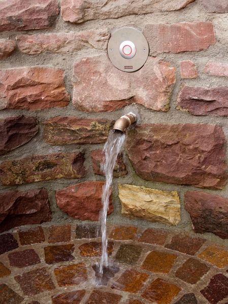 Datei:Spielplatz Maschinenweg-5.jpg