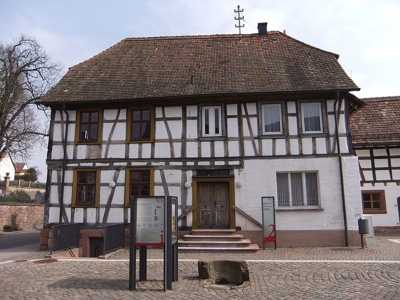 Datei:Museum Herxheim 1.JPG