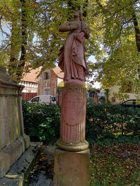 Datei:Kreuzigungsgruppe Römerplatz Knittelsheim 3.jpg