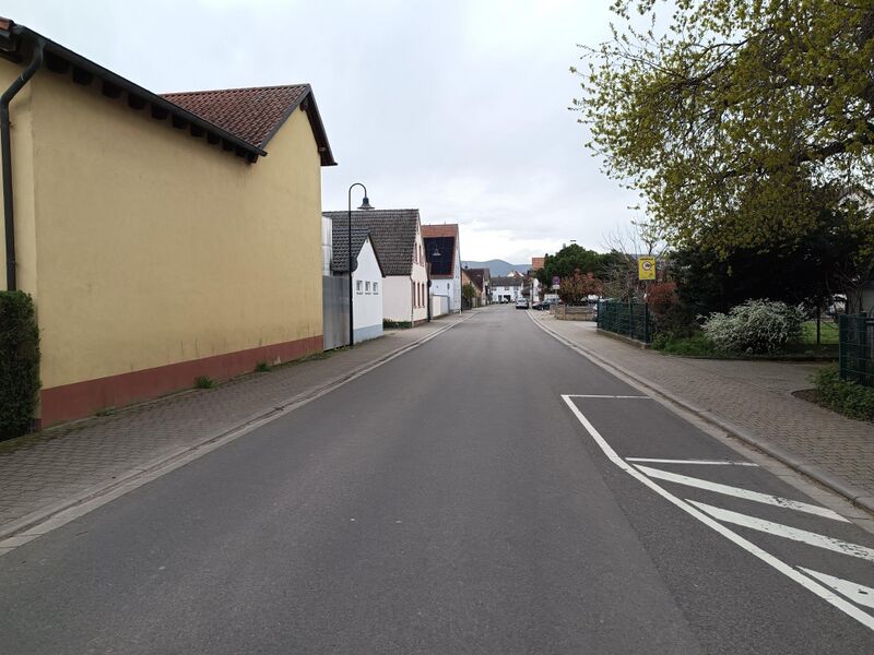 Datei:Altdorfer Straße Venningen 2.jpeg