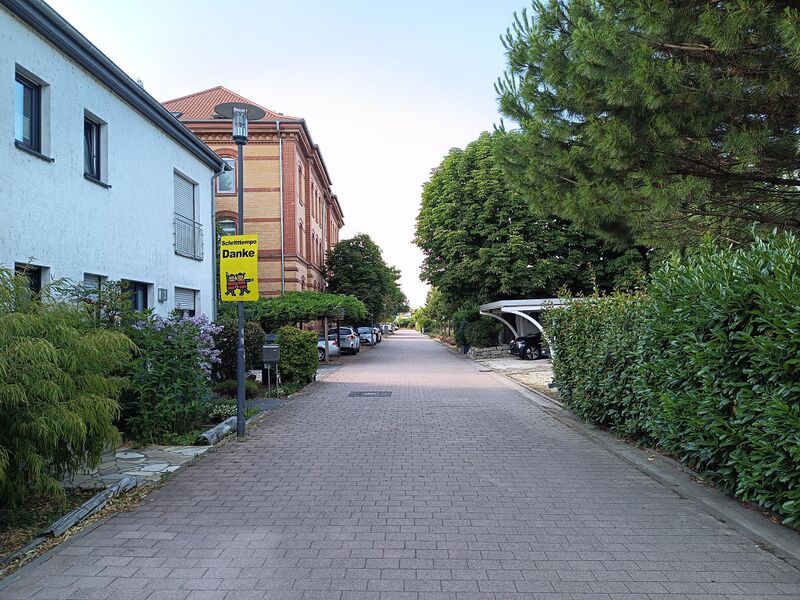 Datei:Luise Harteneck-Straße Landau 1.jpeg