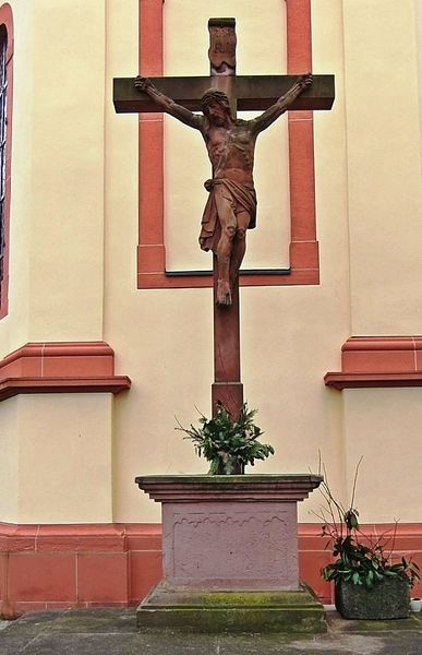 Datei:Kreuz St.Laurentius Hemsbach 2.JPG