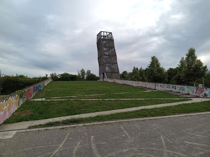 Datei:LGS Landau Empore und Turm .jpeg