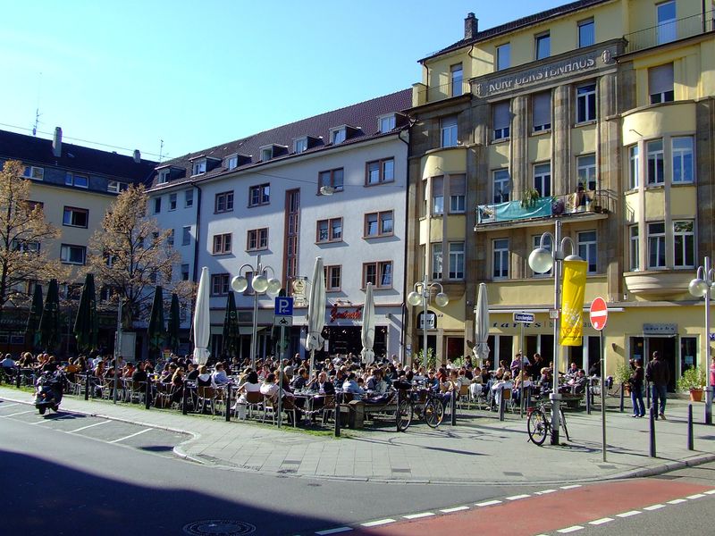 Datei:Mannheim Kapuzinerplatz 1.jpg
