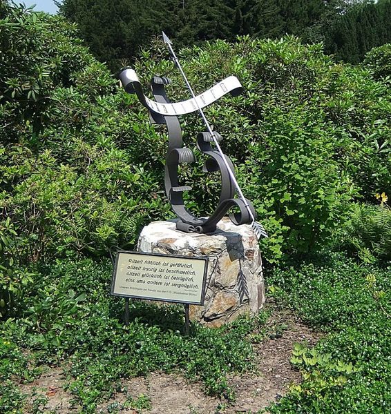 Datei:Großer Schlosspark Weinheim 07.JPG