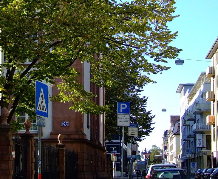 Datei:Mannheim R2 1.jpg