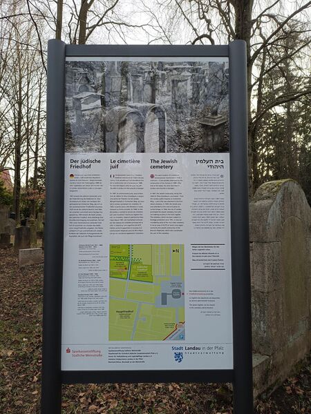 Datei:Jüdischer Friedhof Landau 4.jpeg