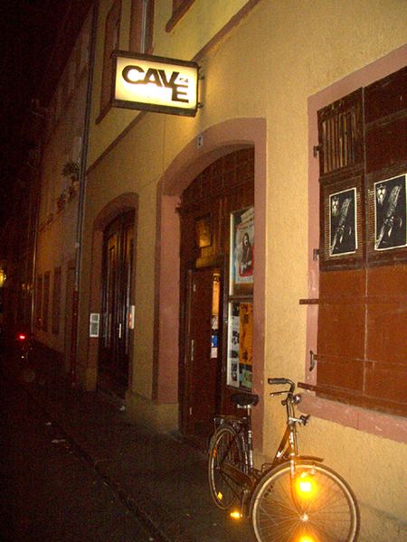 Datei:Cave54 eingang.jpg