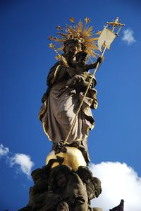 Kornmarkt Brunnen.jpg