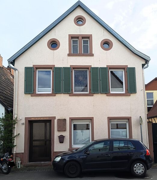 Datei:Ehemalige Synagoge Venningen 1.jpeg