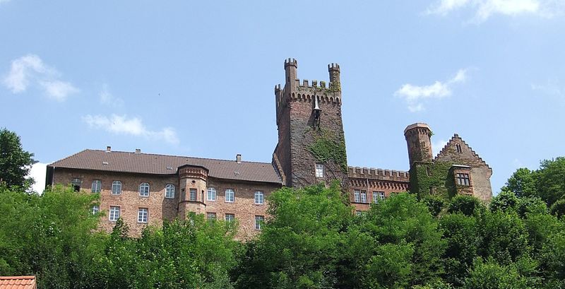 Datei:Mittelburg Neckarsteinach 02.JPG