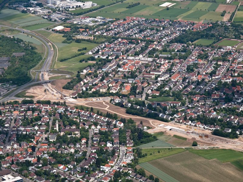 Datei:Bundesstraße 535 Schwetzingen Plankstadt-1.jpg