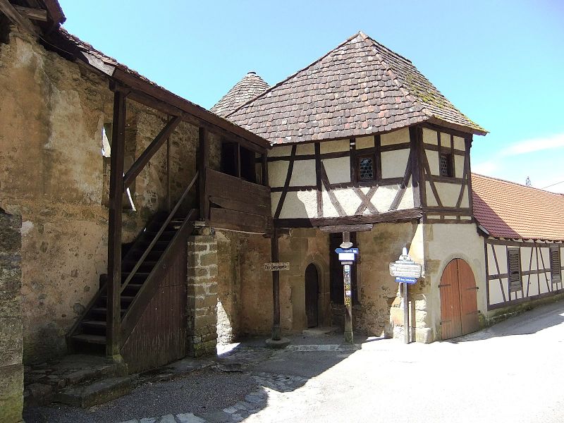 Datei:Burg Guttenberg 03.JPG