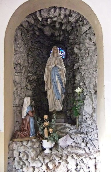 Datei:Waldkapelle Rettigheim Mariengrotte.JPG