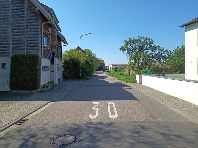 Datei:Friedhofstraße Hayna 5.jpeg