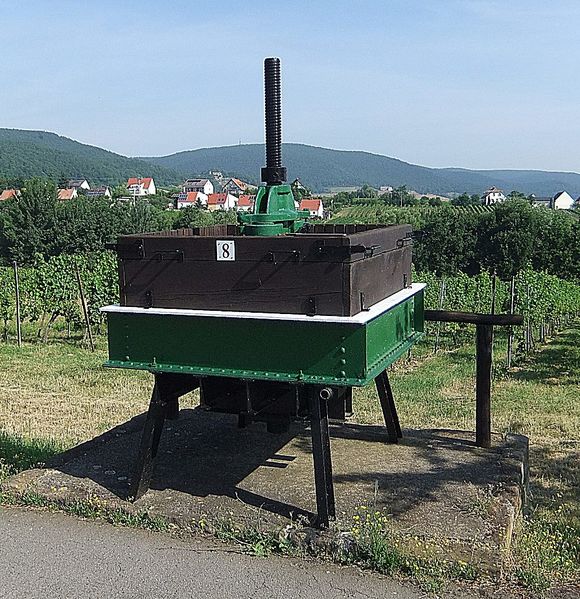 Datei:Weinlehrpfad Edenkoben 34.JPG