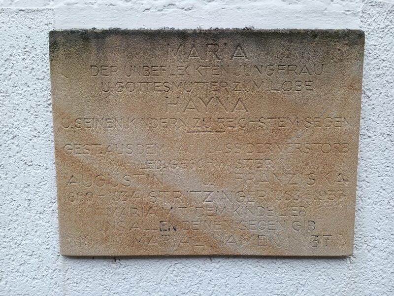 Datei:Heilig Kreuz Hayna Epitaph.jpeg
