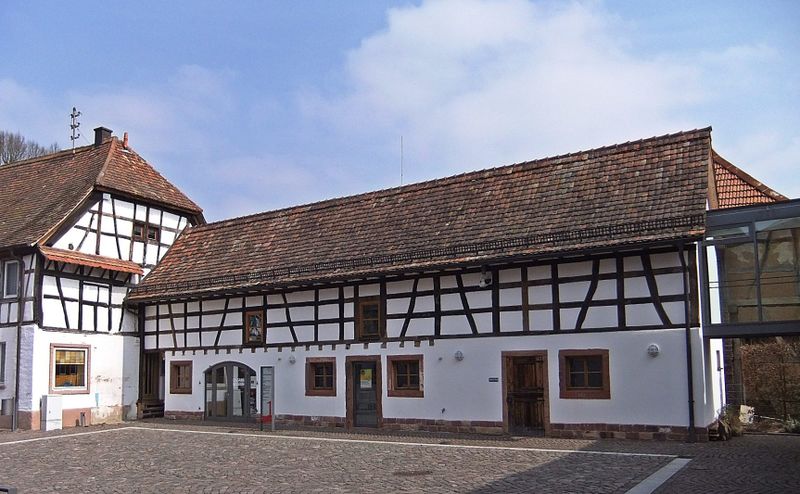 Datei:Museum Herxheim 3.JPG