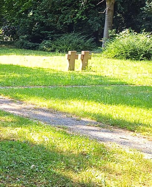 Datei:Französischer Friedhof Landau 10.jpeg