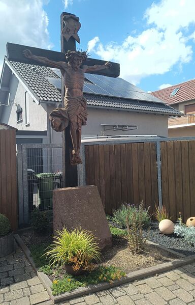 Datei:Wegkreuz Speiertsgasse 37 Herxheim.jpeg