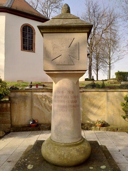 Datei:Gefallenendenkmal WK 1 Wollmesheim 1.jpg