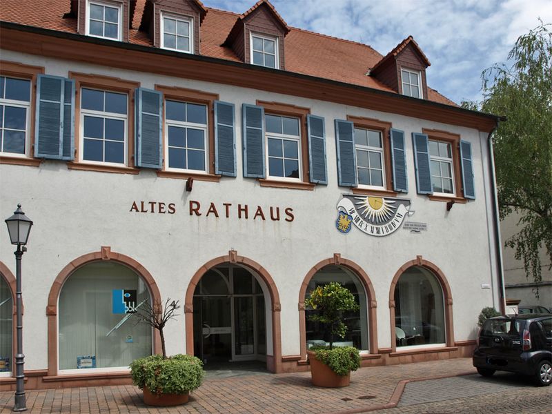 Datei:Germersheim-AltesRathaus-01.jpg