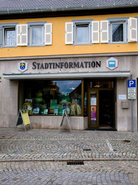 Datei:Schwetzingen Stadtinformation-2.jpg