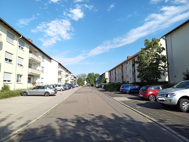 Datei:Wilhelm-Schech-Straße Landau 2.jpeg