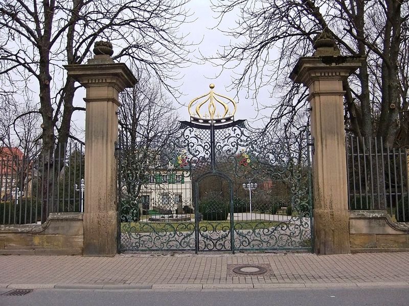 Datei:Schlosshotel Michelfeld Eingang.JPG