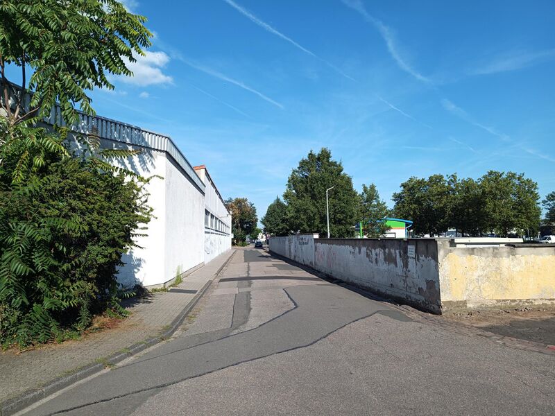 Datei:Rolf-Müller-Straße Landau 1.jpeg