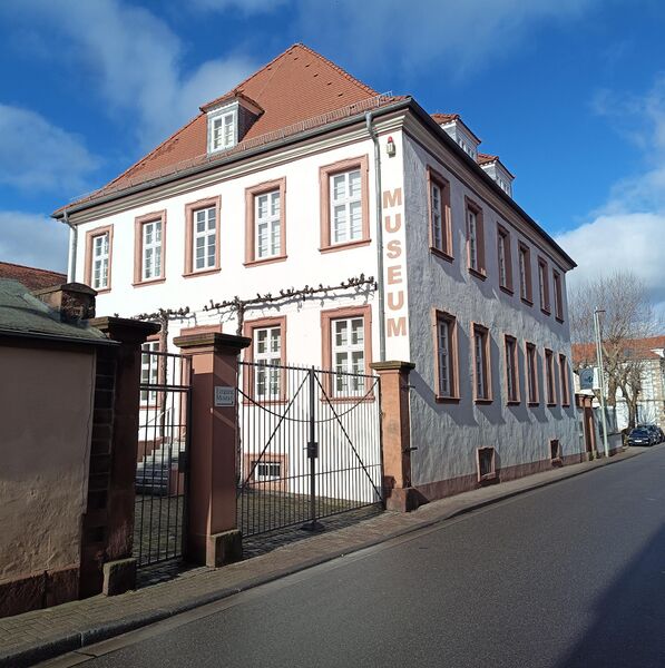 Datei:Edenkoben Weinmuseum 1.jpeg