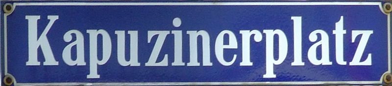 Datei:Mannheim Kapuzinerplatz Schild 1.jpg