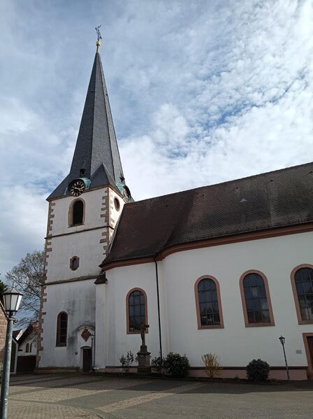 Datei:St. Georg Venningen 2.jpeg