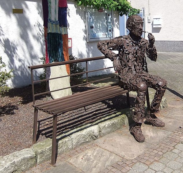 Datei:Raucherbank Hayna.JPG