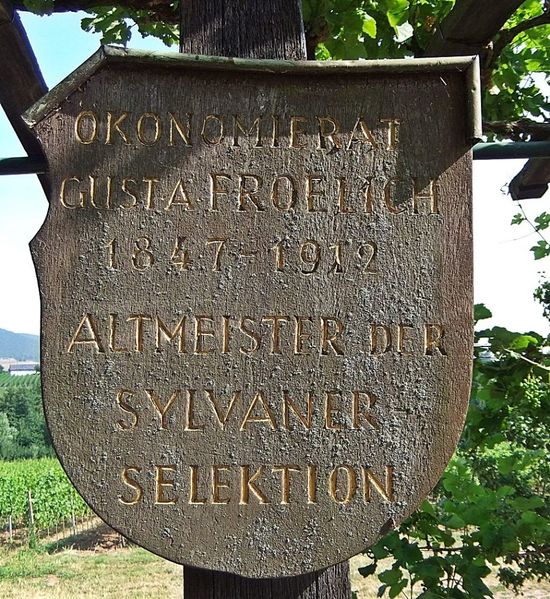 Datei:Weinlehrpfad Edenkoben 28.JPG