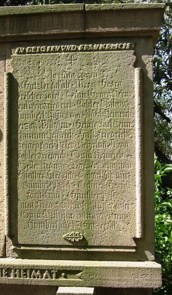 Datei:Gefallenendenkmal Zeiskam WK 1 Spalte 3.JPG