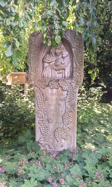 Datei:Kreuzstraße Hayna Bildstock.jpeg