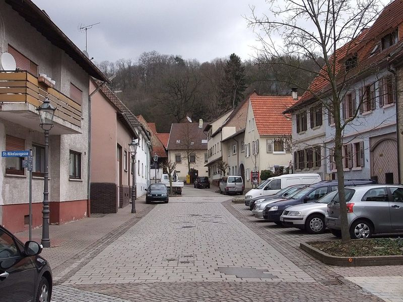 Datei:Rotenberg Schlossstraße.JPG