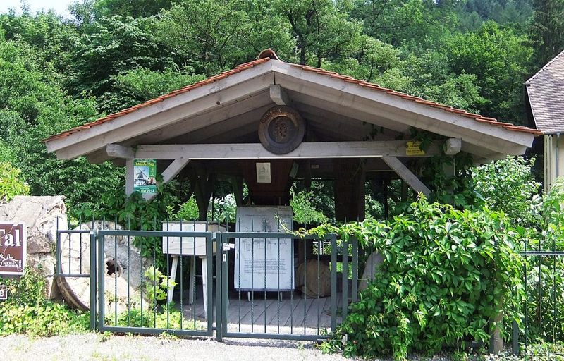 Datei:Obere Fuchssche Mühle 03.JPG